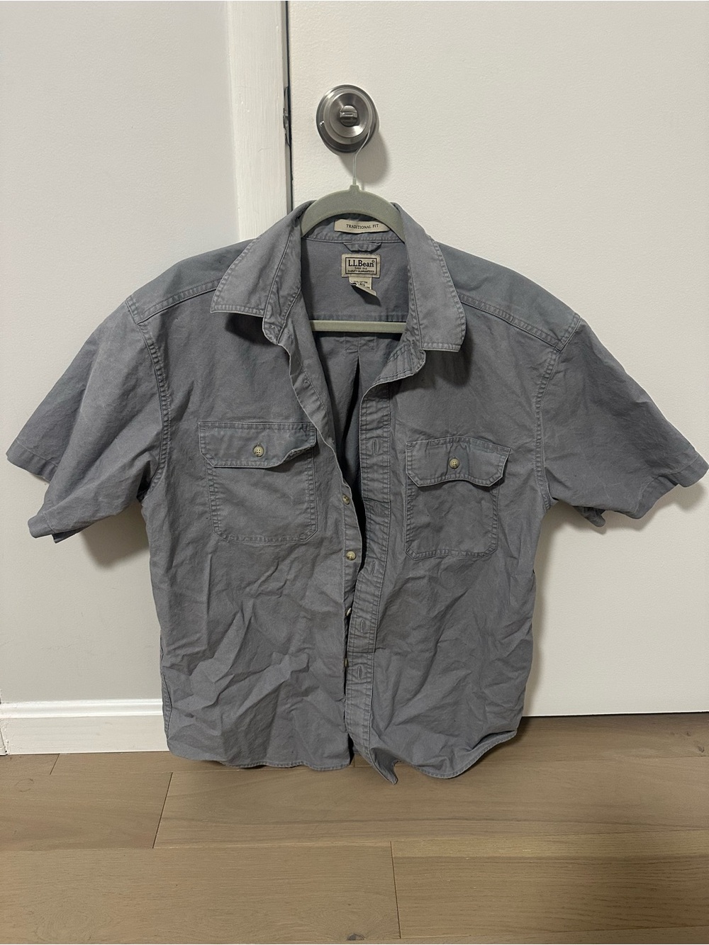 L.L. Bean Short-Sleeve Button-Down Shirt in Slate Gray